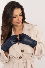 Gloves model 202508 AT - Trendyglobal 