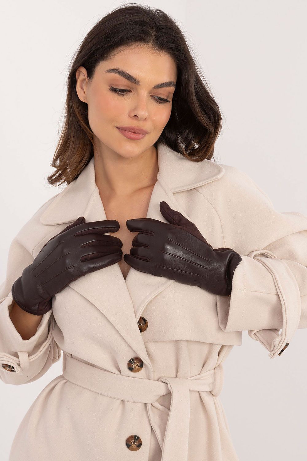 Gloves model 202517 AT - Trendyglobal 