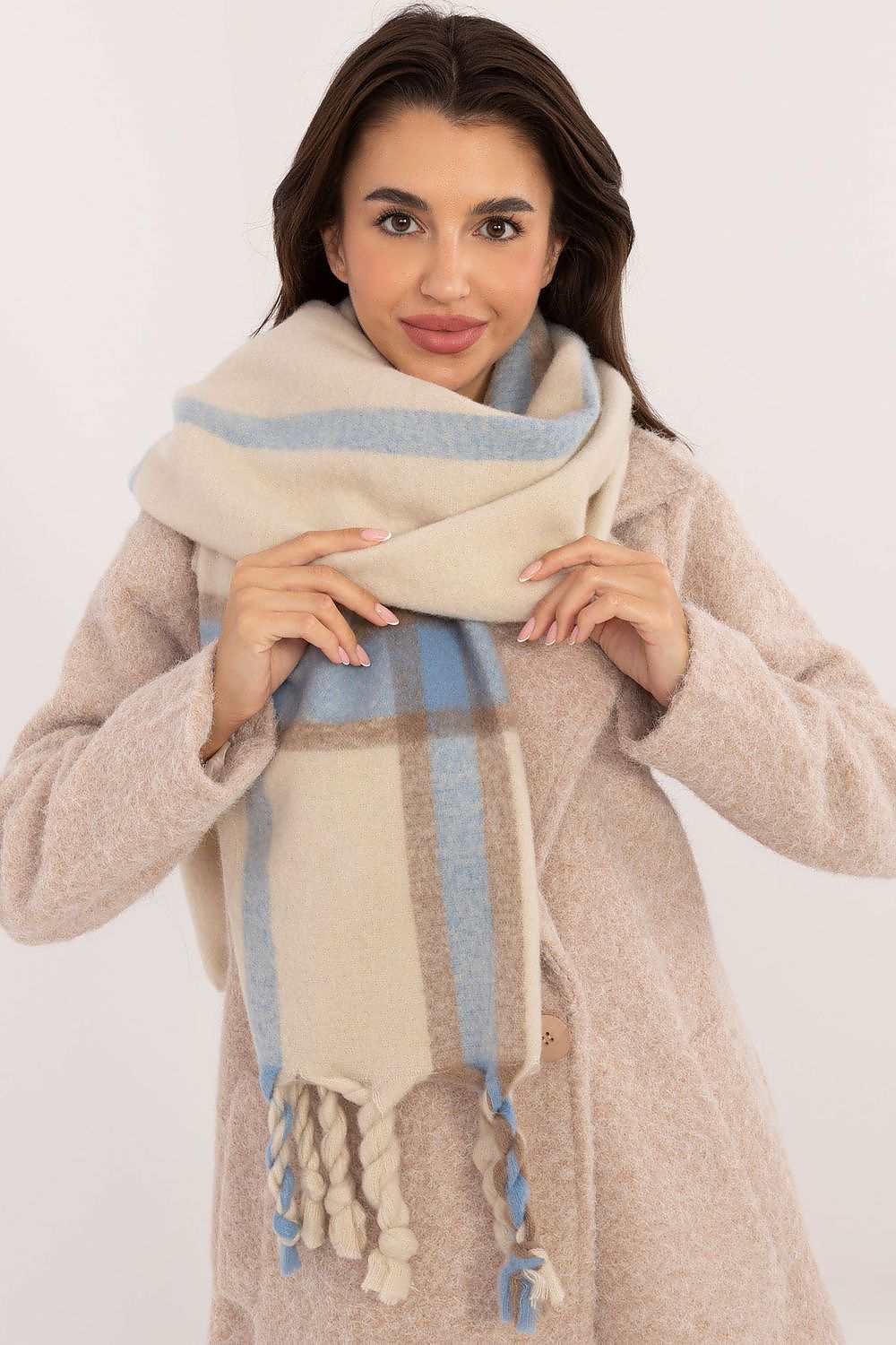 Scarves and shawls for ladies 200289 AT