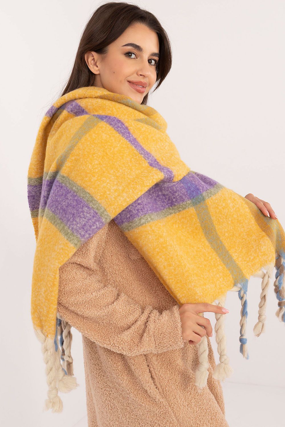 Scarves and shawls for ladies 200289 AT