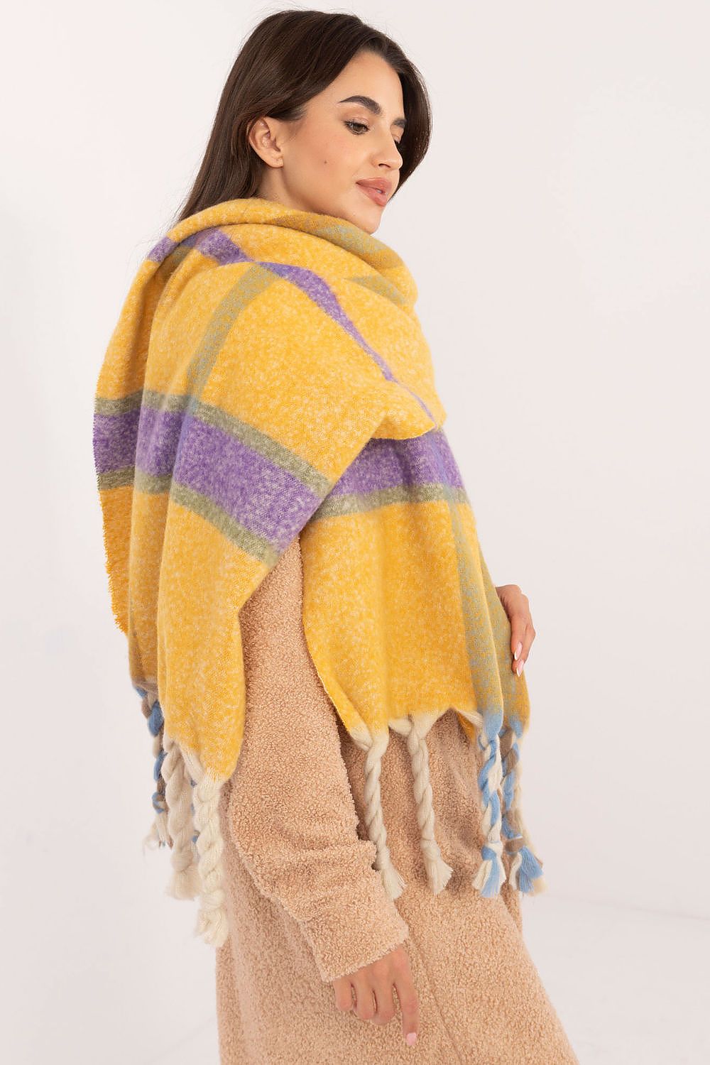 Scarves and shawls for ladies 200289 AT