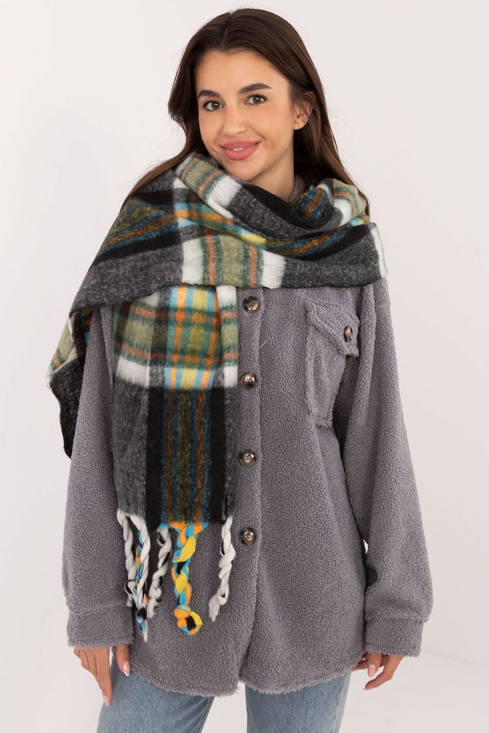 Scarf and shawl with Ruter 202584 AT