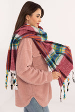 Scarf and shawl with Ruter 202584 AT