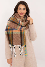 Scarf and shawl with Ruter 202584 AT