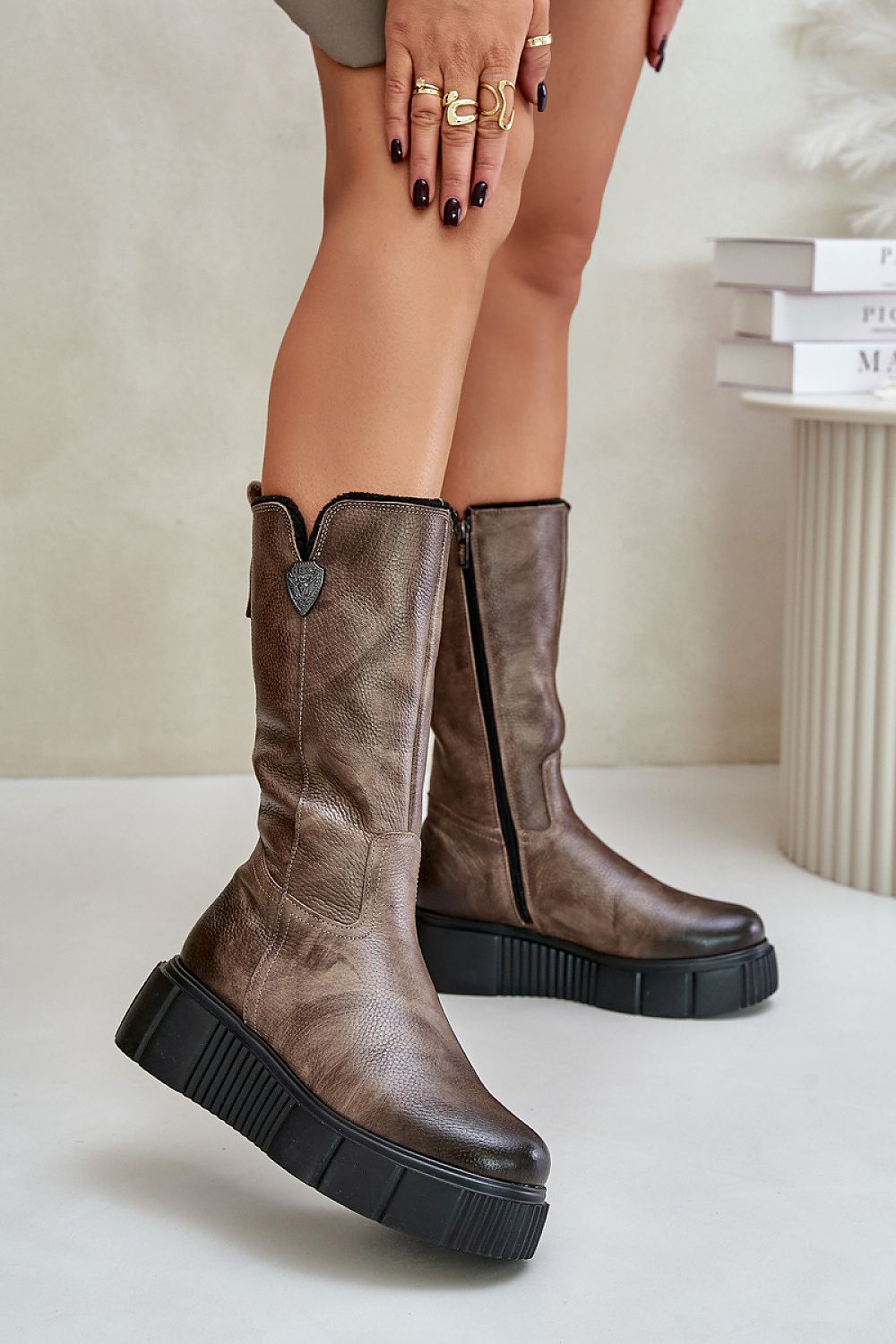 Thigh-Hight Boots model 202732 Step in style - Trendyglobal 