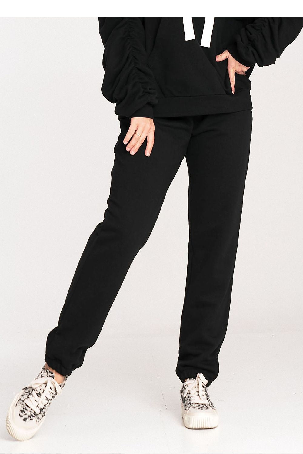 Tracksuit trousers model 203129 Figl