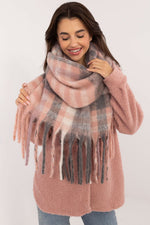 Shawl model 203171 AT - Trendyglobal 