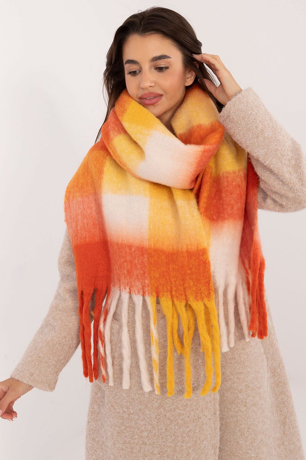 Shawl model 203175 AT - Trendyglobal 