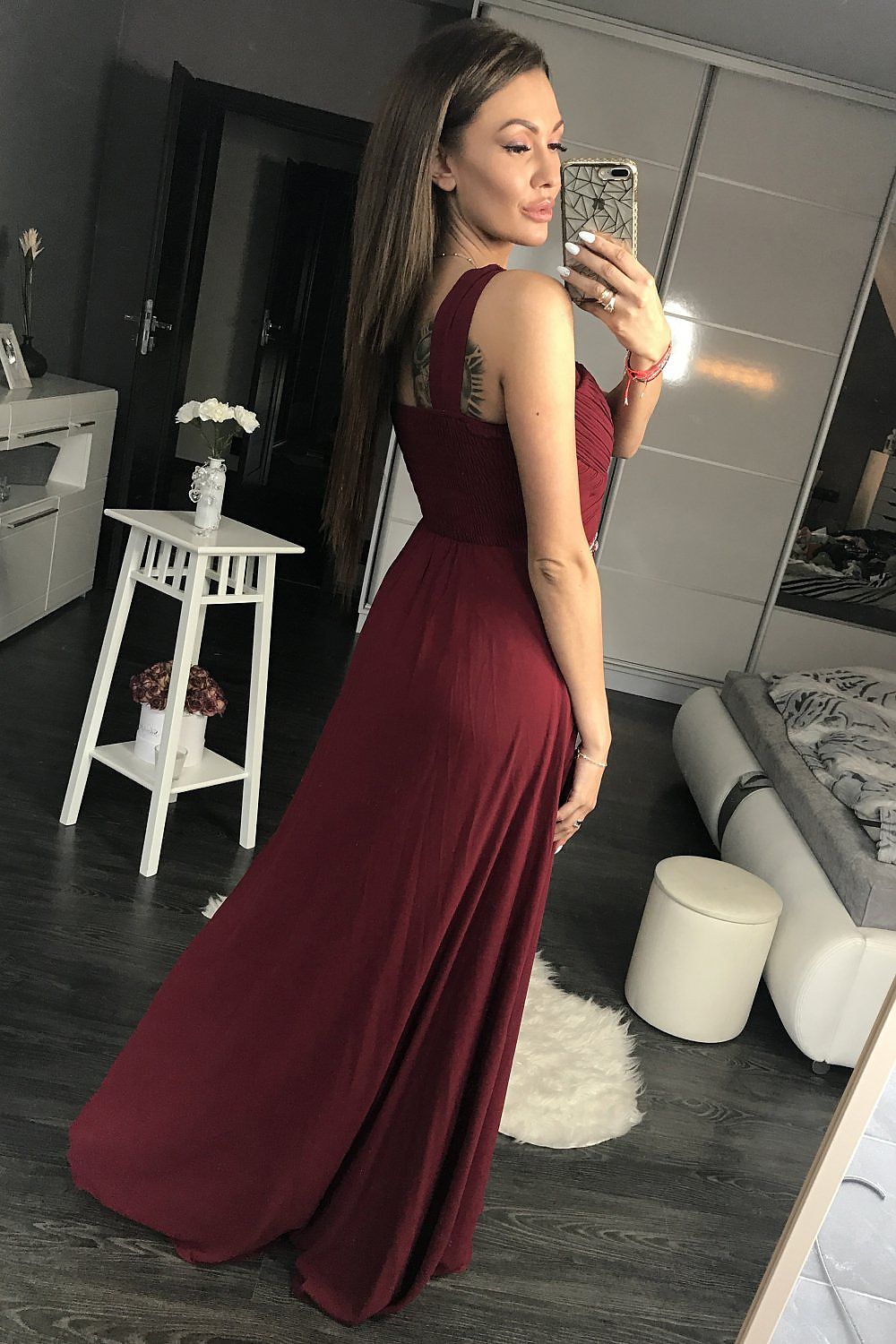 Long dress model 105274 YourNewStyle - Trendyglobal 