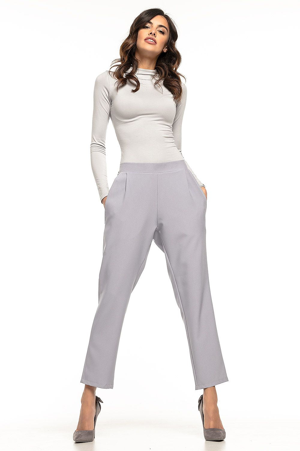 Women trousers model 127888 Tessita - Trendyglobal 