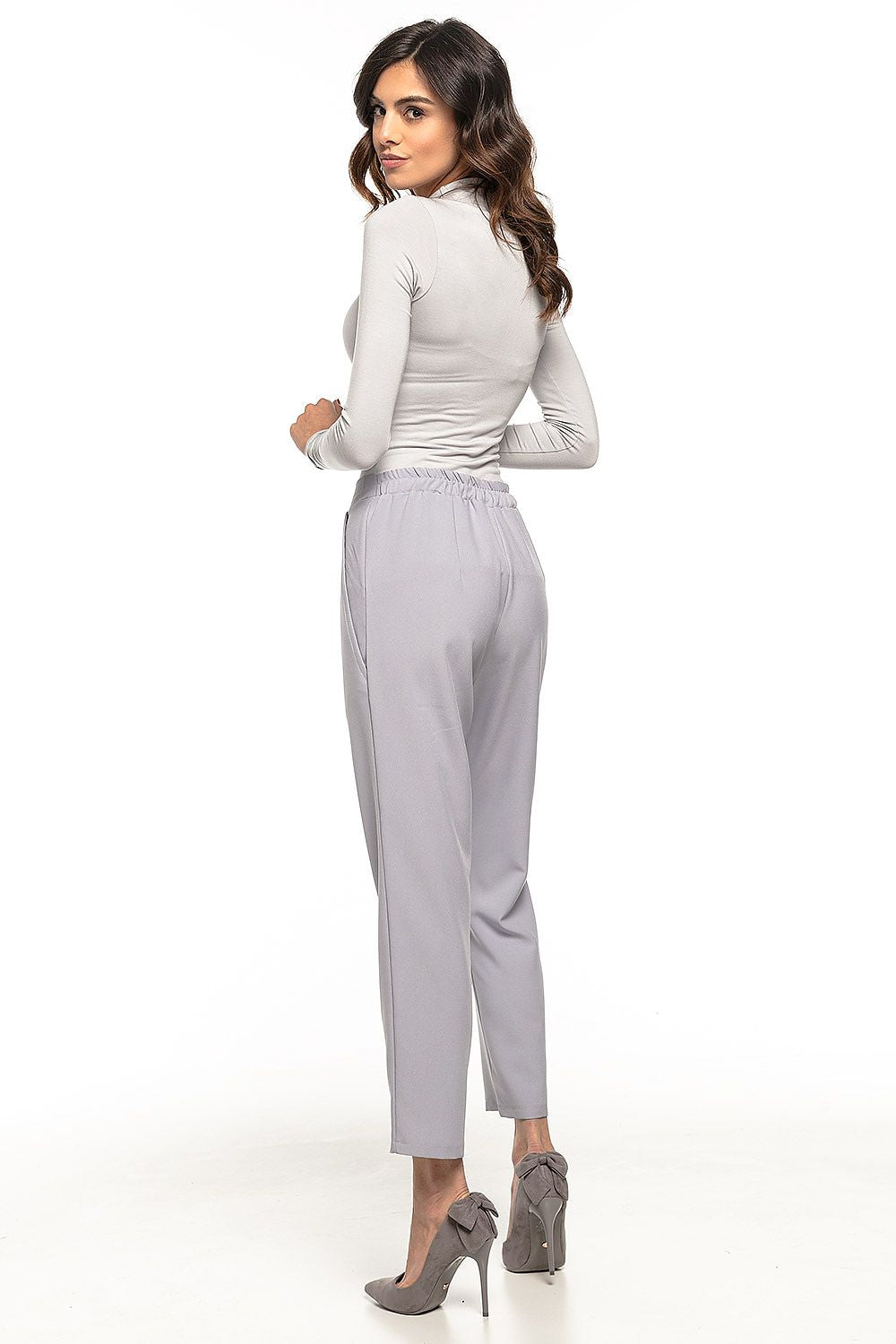 Women trousers model 127888 Tessita - Trendyglobal 