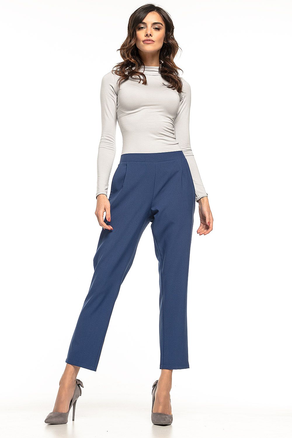 Women trousers model 127888 Tessita - Trendyglobal 