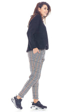 Women trousers model 148986 awama - Trendyglobal 