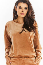 Sweatshirt model 149767 awama - Trendyglobal 