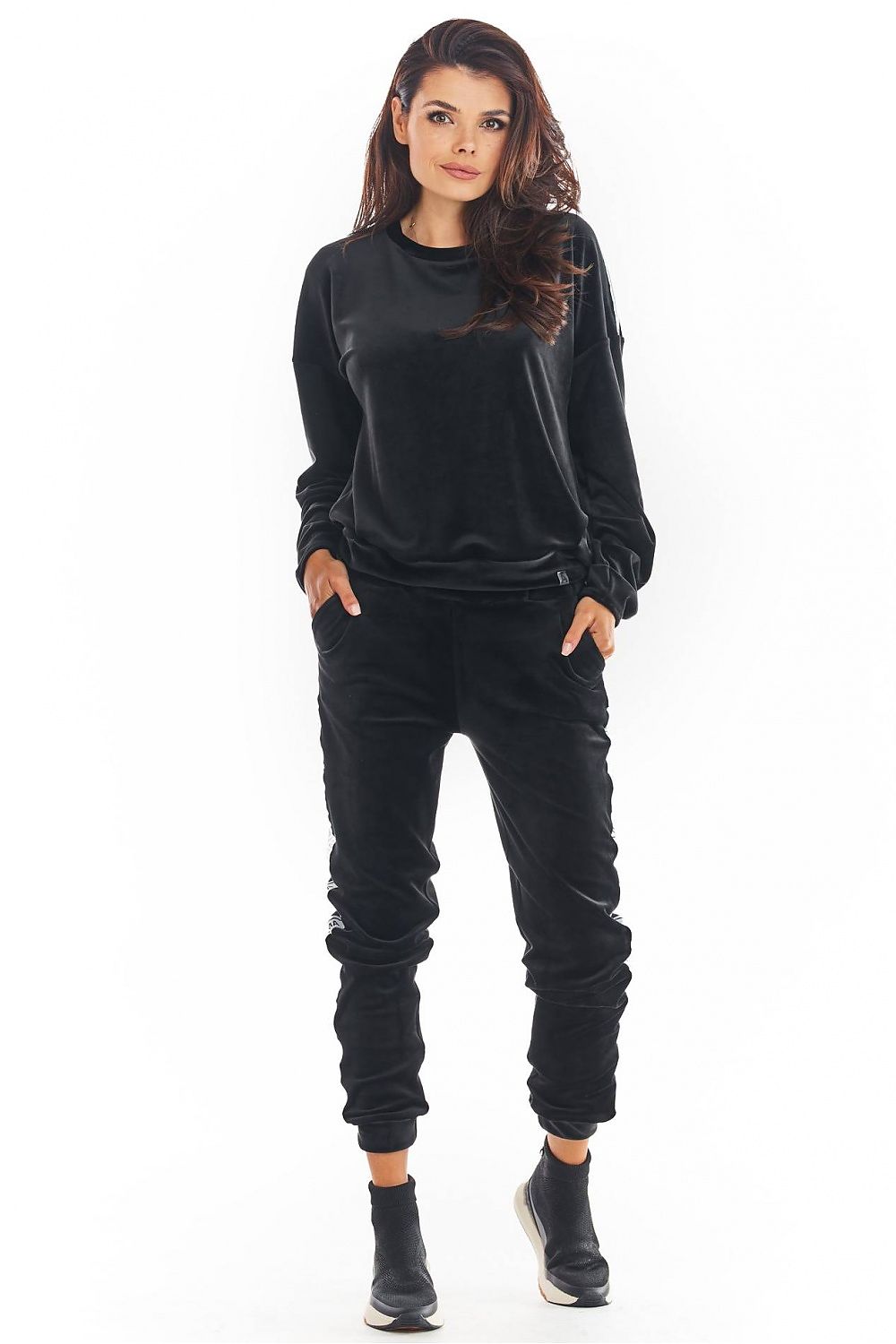 Tracksuit trousers model 149805 awama