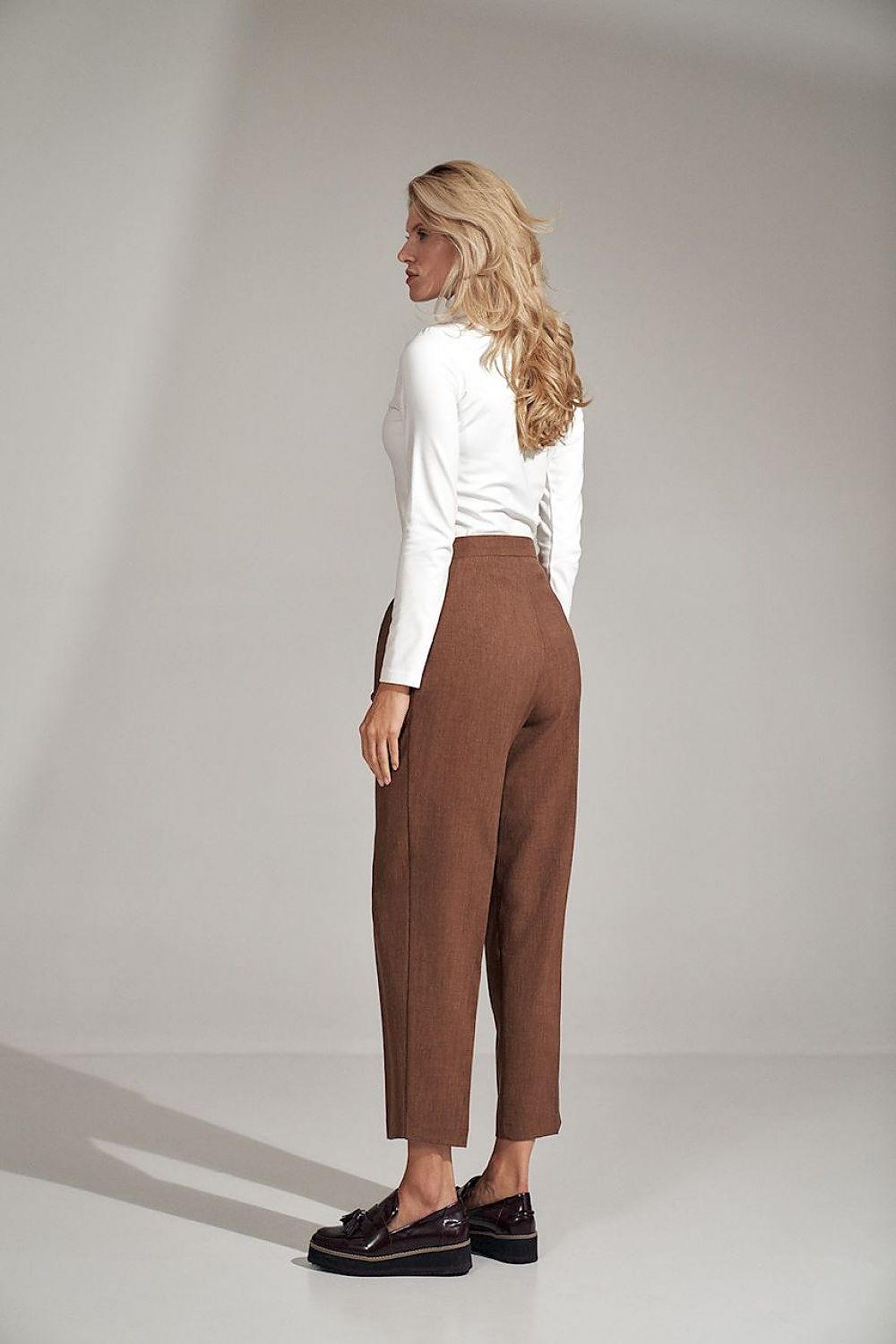 Women trousers model 150793 Figl - Trendyglobal 