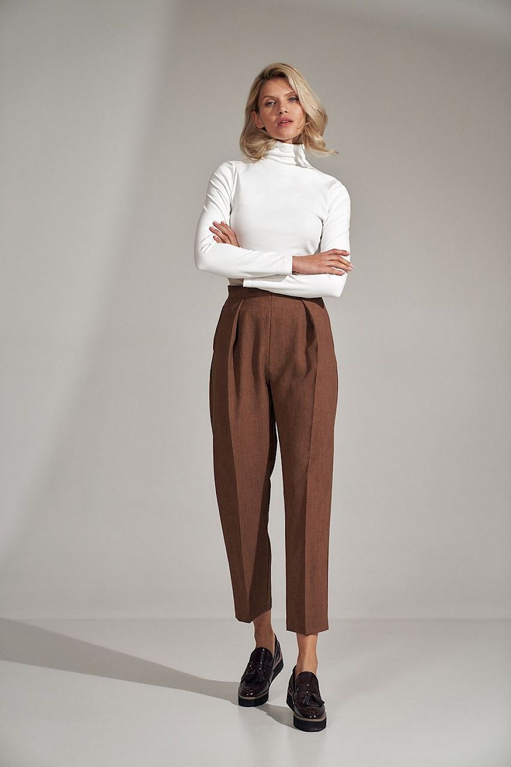 Women trousers model 150793 Figl - Trendyglobal 