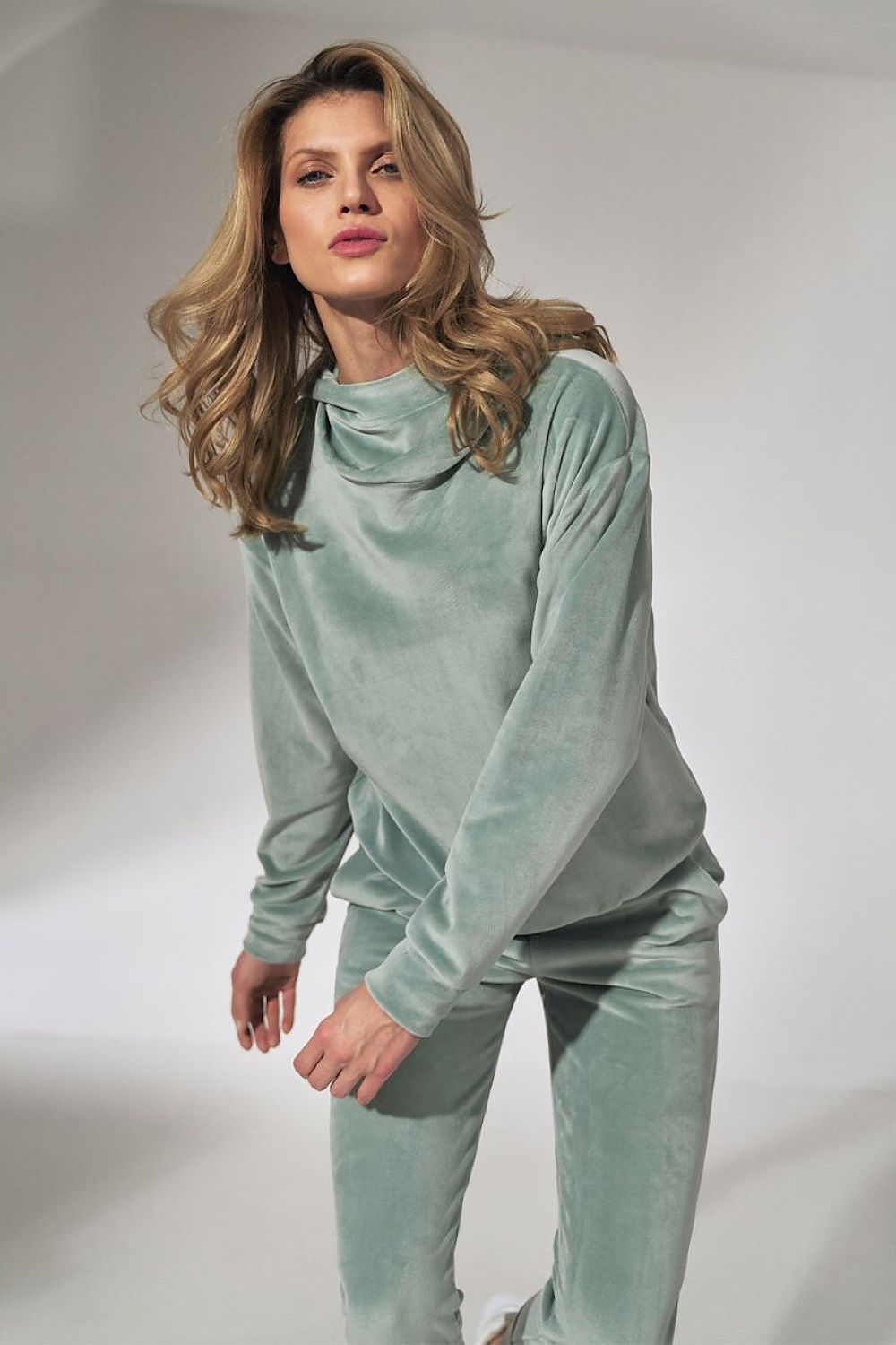 Sweatshirt model 151810 Figl - Trendyglobal 