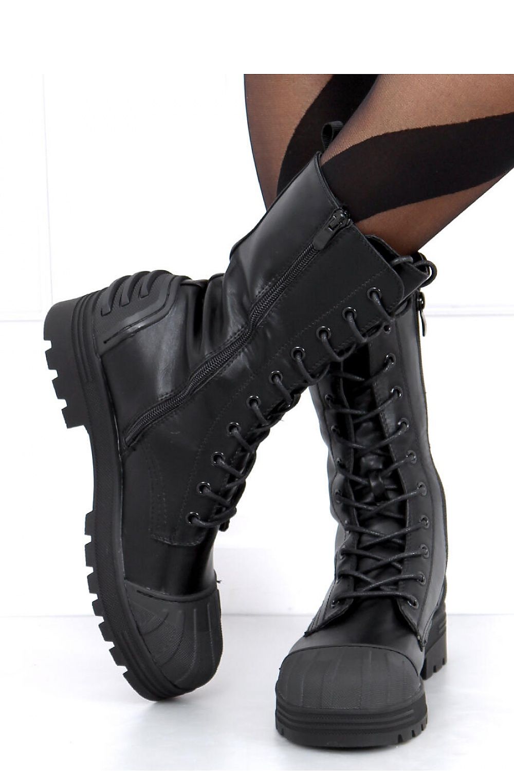 Bootie model 159021 Inello - Trendyglobal 