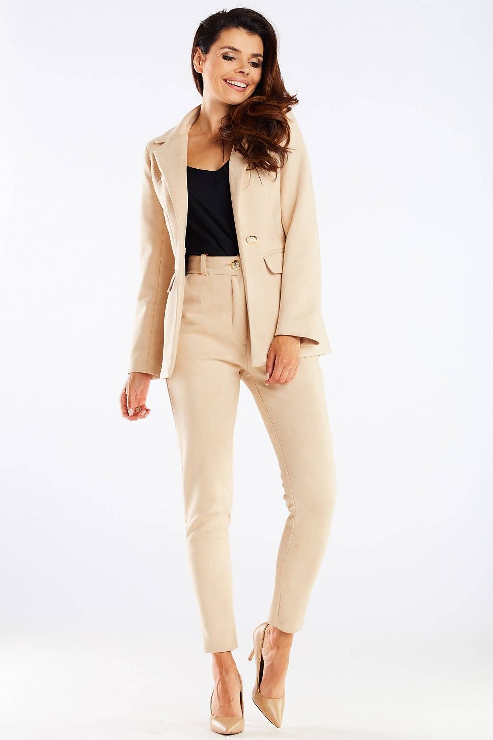 Women trousers model 166819 awama - Trendyglobal 