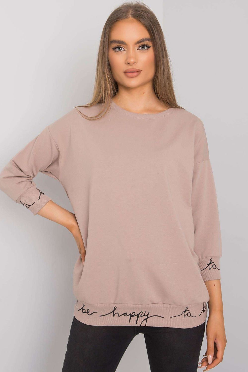 Sweatshirt model 160069 Relevance - Trendyglobal 