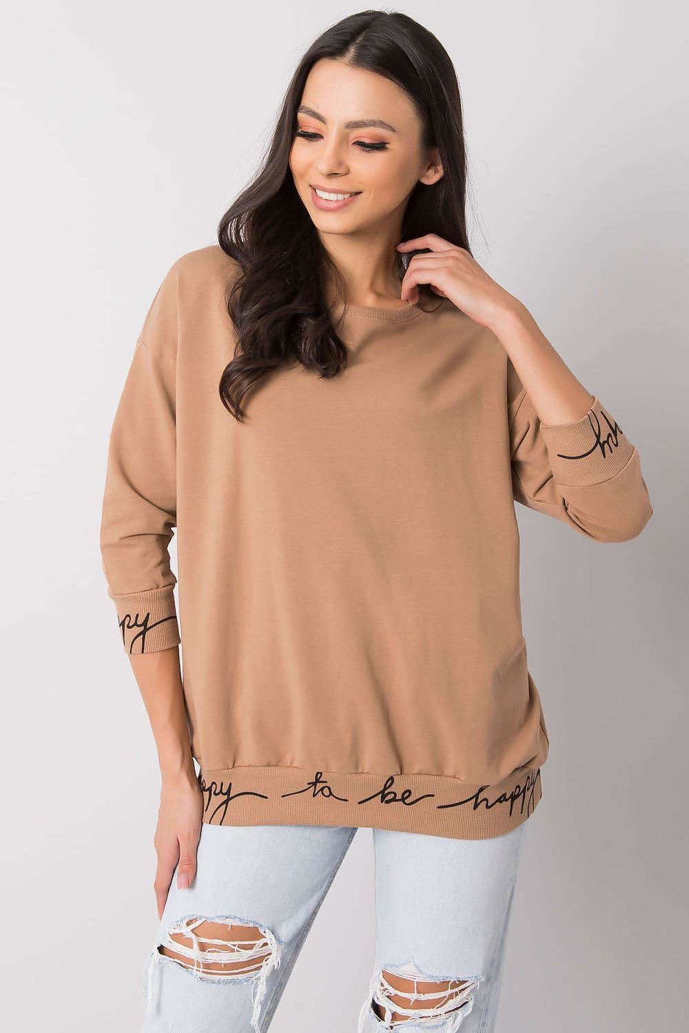 Sweatshirt model 160069 Relevance - Trendyglobal 