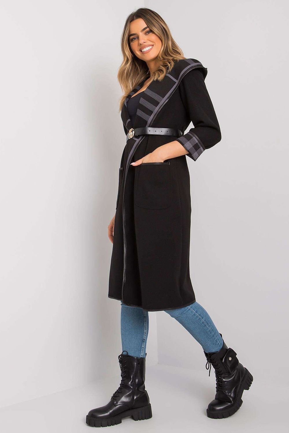 Coat model 160421 Italy Moda - Trendyglobal 