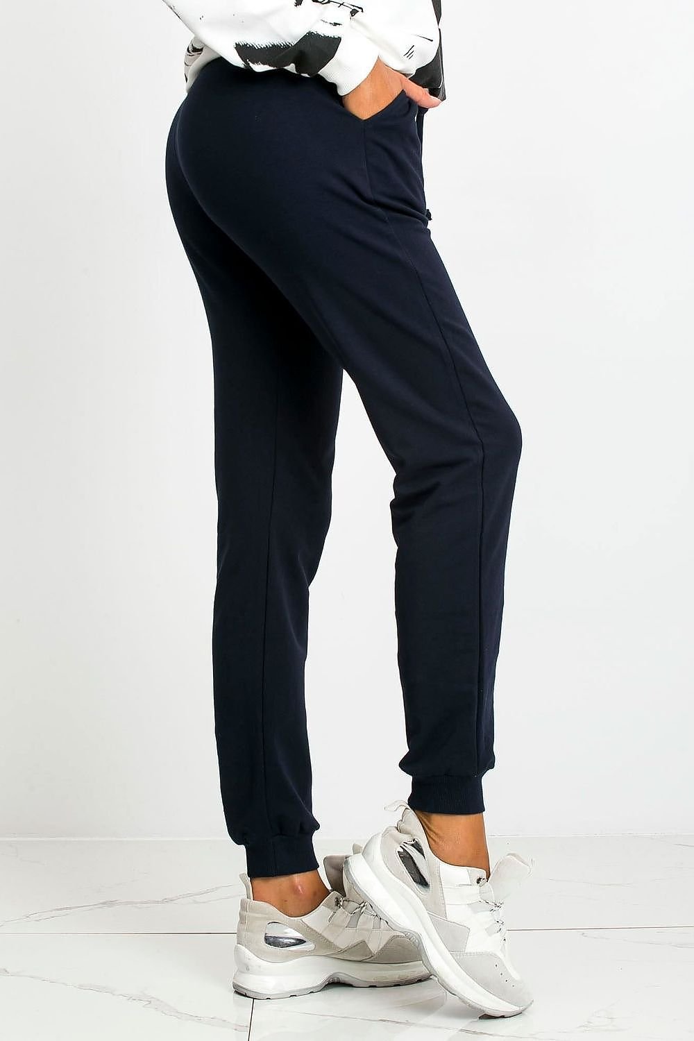 Tracksuit trousers model 169768 BFG - Trendyglobal 