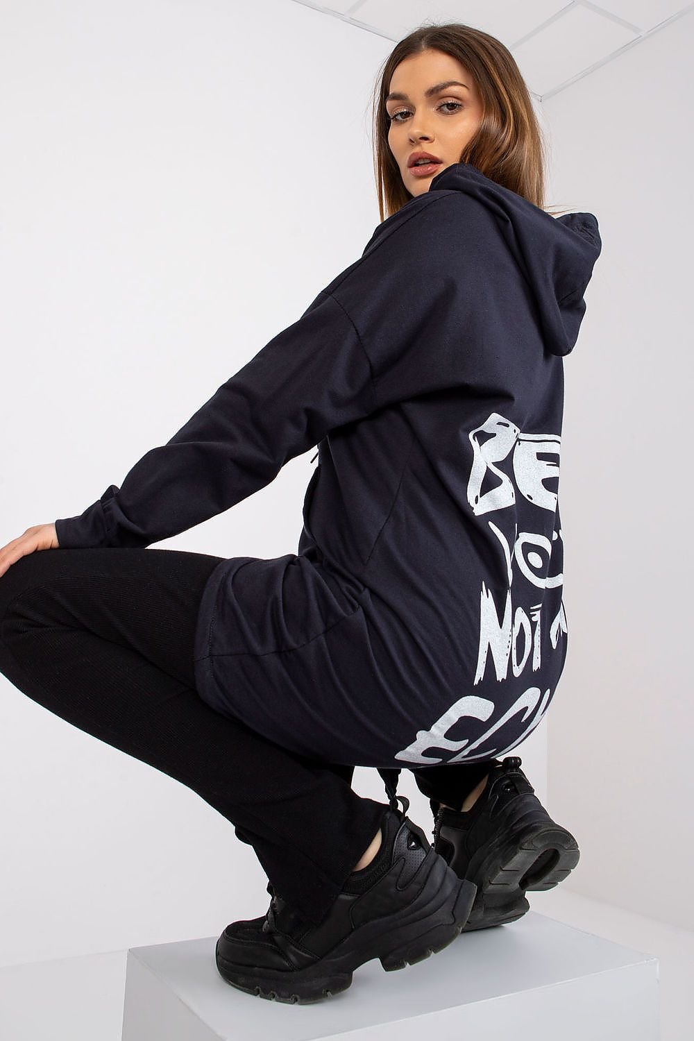 Sweatshirt model 162567 Italy Moda - Trendyglobal 