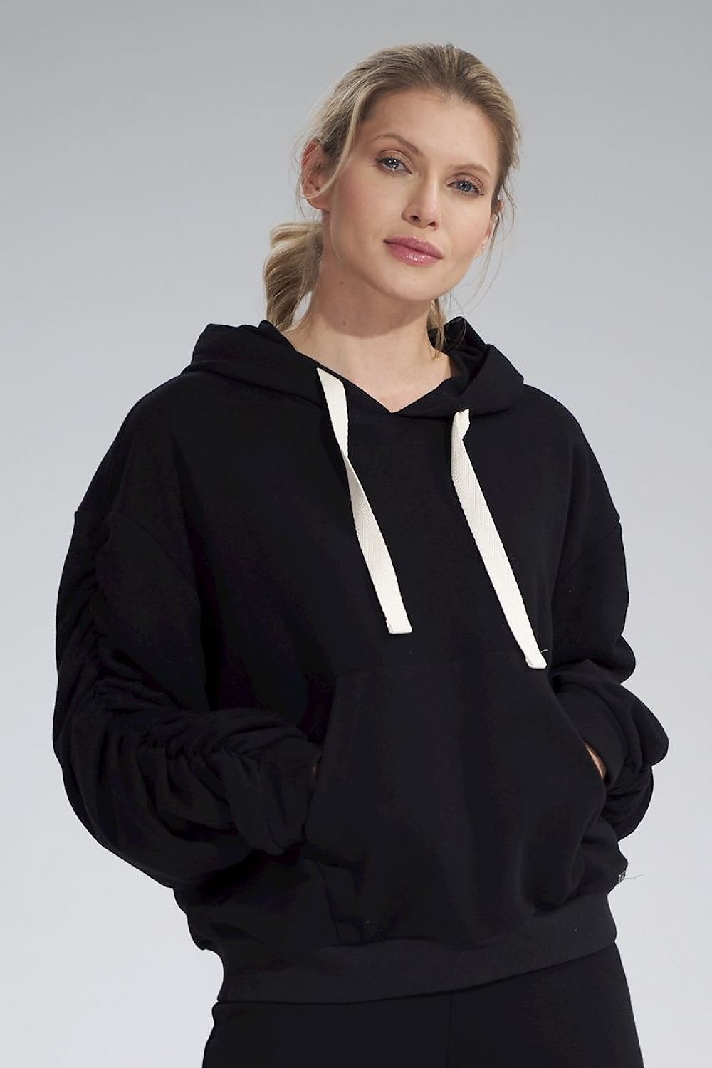 Sweatshirt model 162728 Figl - Trendyglobal 