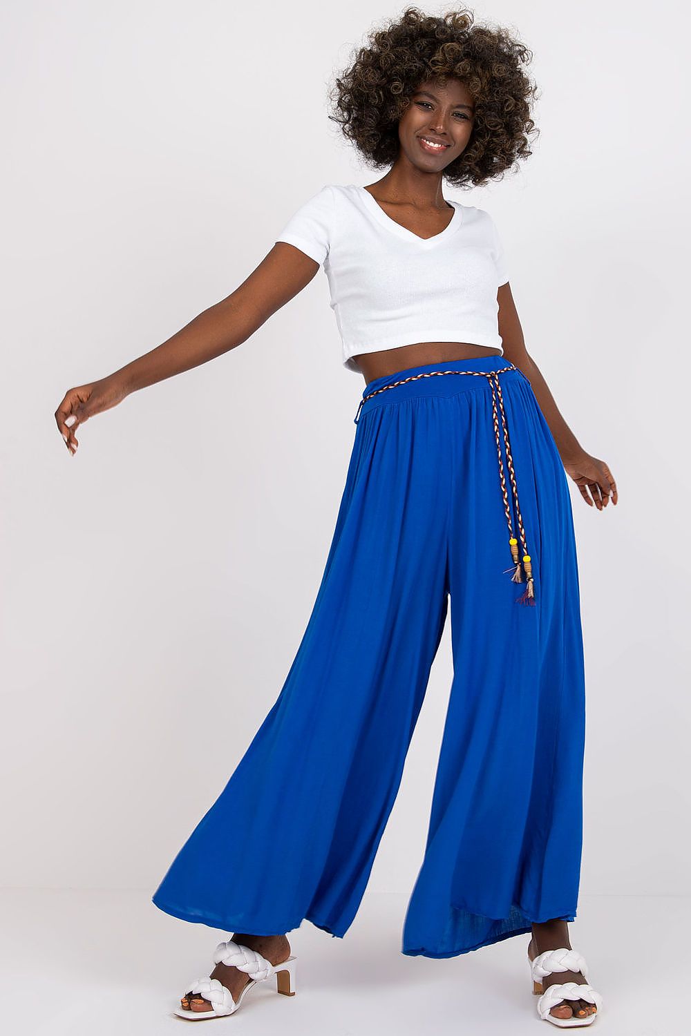 Women trousers model 196768 Och Bella - Trendyglobal 