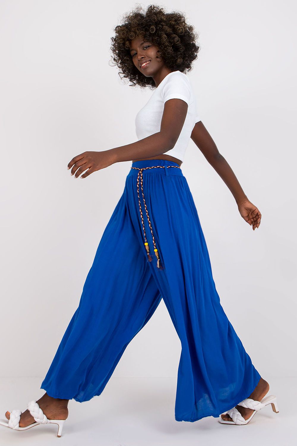 Women trousers model 196768 Och Bella - Trendyglobal 