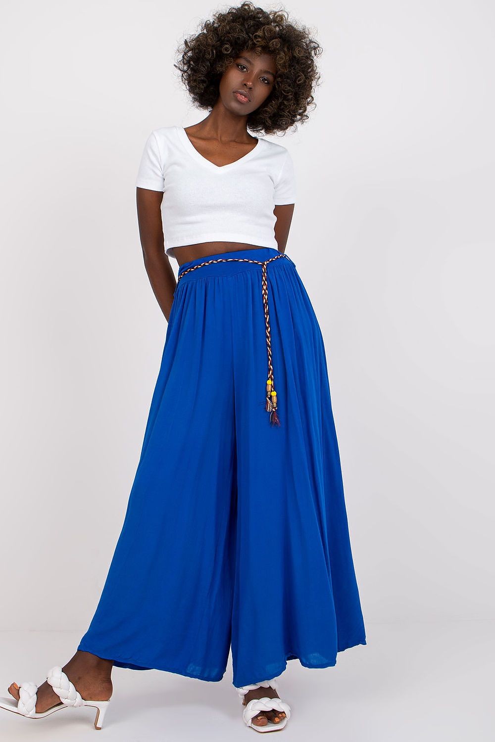 Women trousers model 196768 Och Bella - Trendyglobal 