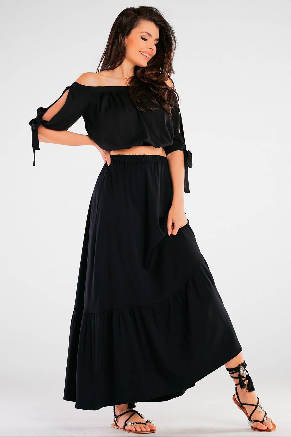 Long skirt model 166799 awama - Trendyglobal 