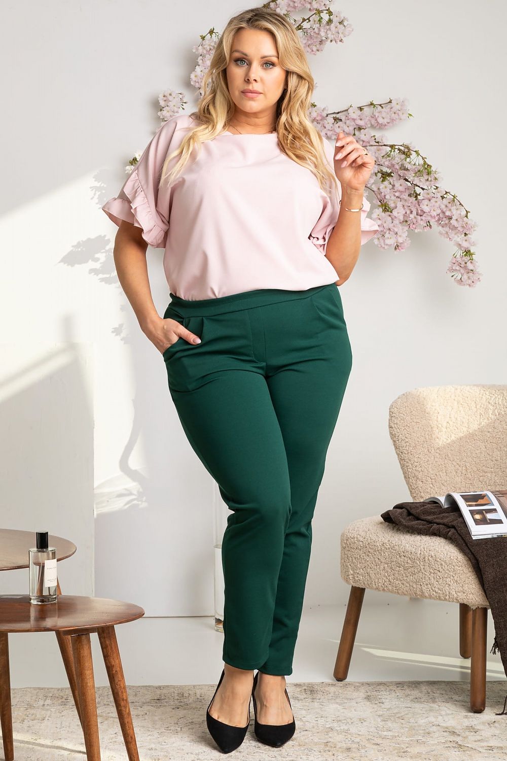 Plus size Trousers model 169232 Karko - Trendyglobal 