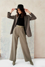 Women trousers model 172959 Roco Fashion - Trendyglobal 