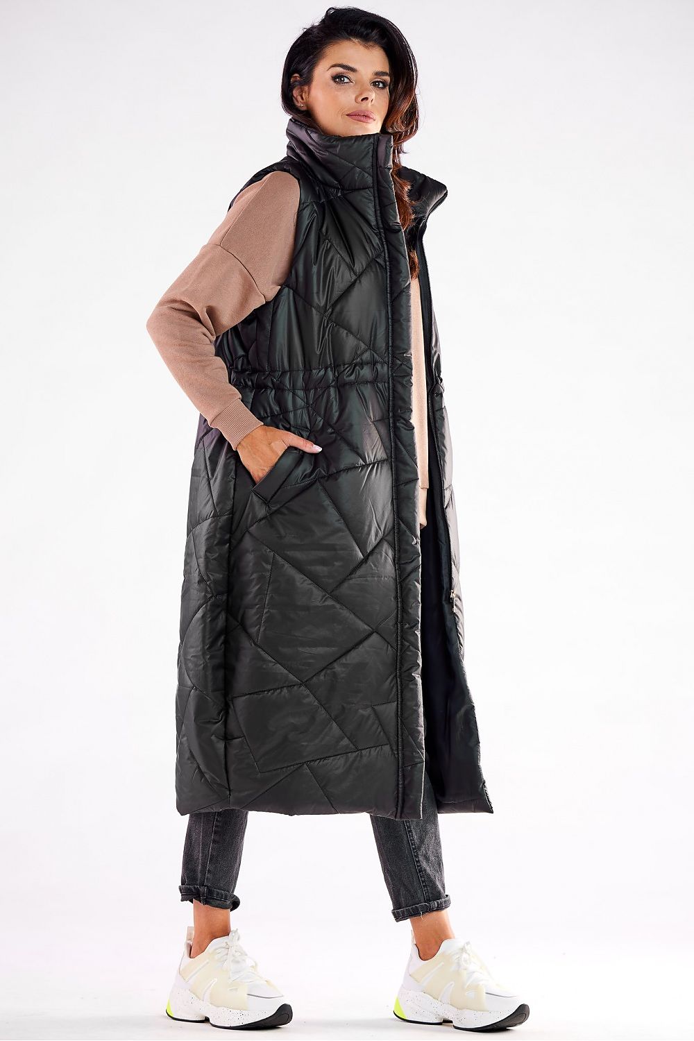 Gilet model 173870 awama