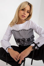 Blouse model 174949 Lakerta - Trendyglobal 