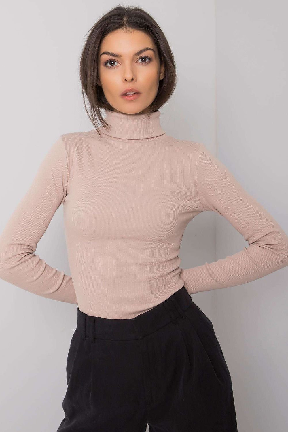 Turtleneck model 175092 Rue Paris - Trendyglobal 