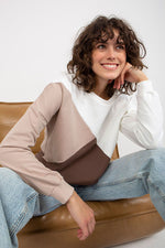 Sweatshirt model 175194 Relevance - Trendyglobal 