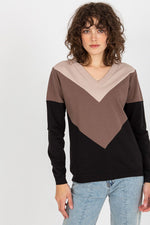 Sweatshirt model 175202 Relevance - Trendyglobal 