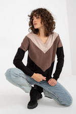 Sweatshirt model 175202 Relevance - Trendyglobal 