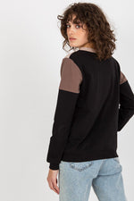 Sweatshirt model 175202 Relevance - Trendyglobal 