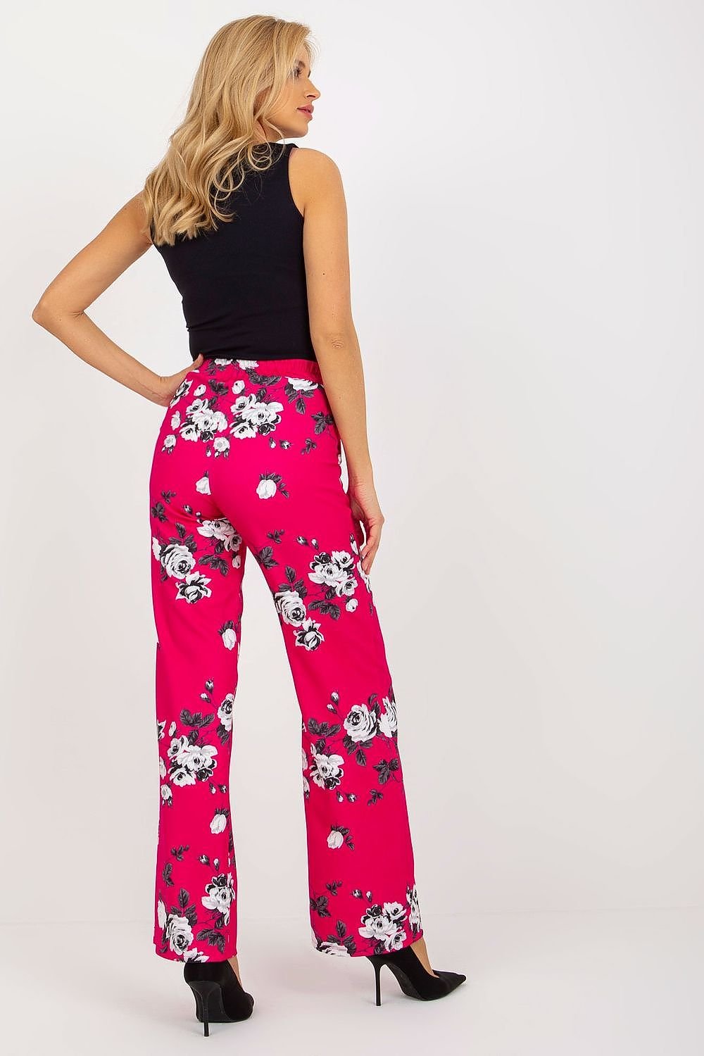 Women trousers model 175966 Lakerta - Trendyglobal 