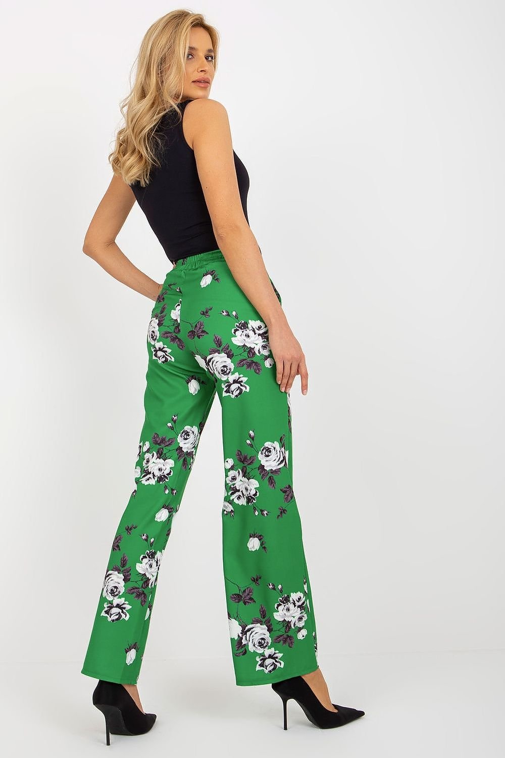 Women trousers model 175966 Lakerta - Trendyglobal 