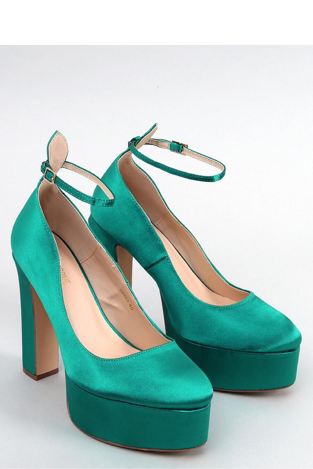 Platform pumps model 176071 Inello - Trendyglobal 