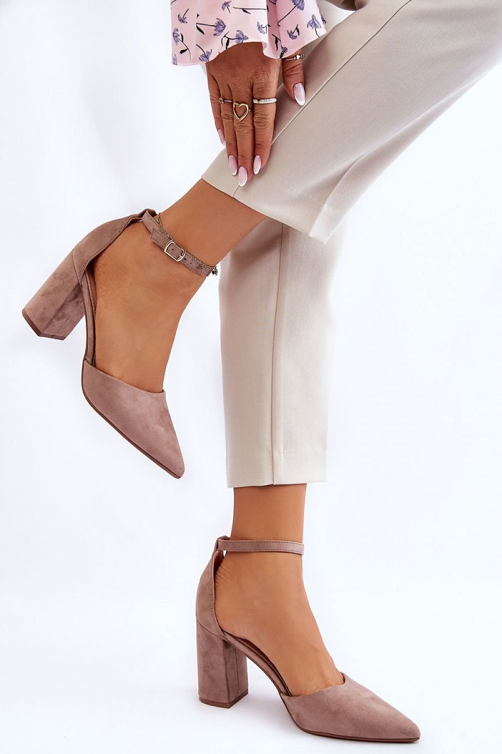 Block heel pumps model 181456 Step in style - Trendyglobal 