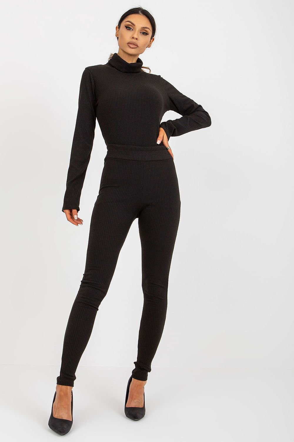 Long leggings model 176475 Lakerta - Trendyglobal 