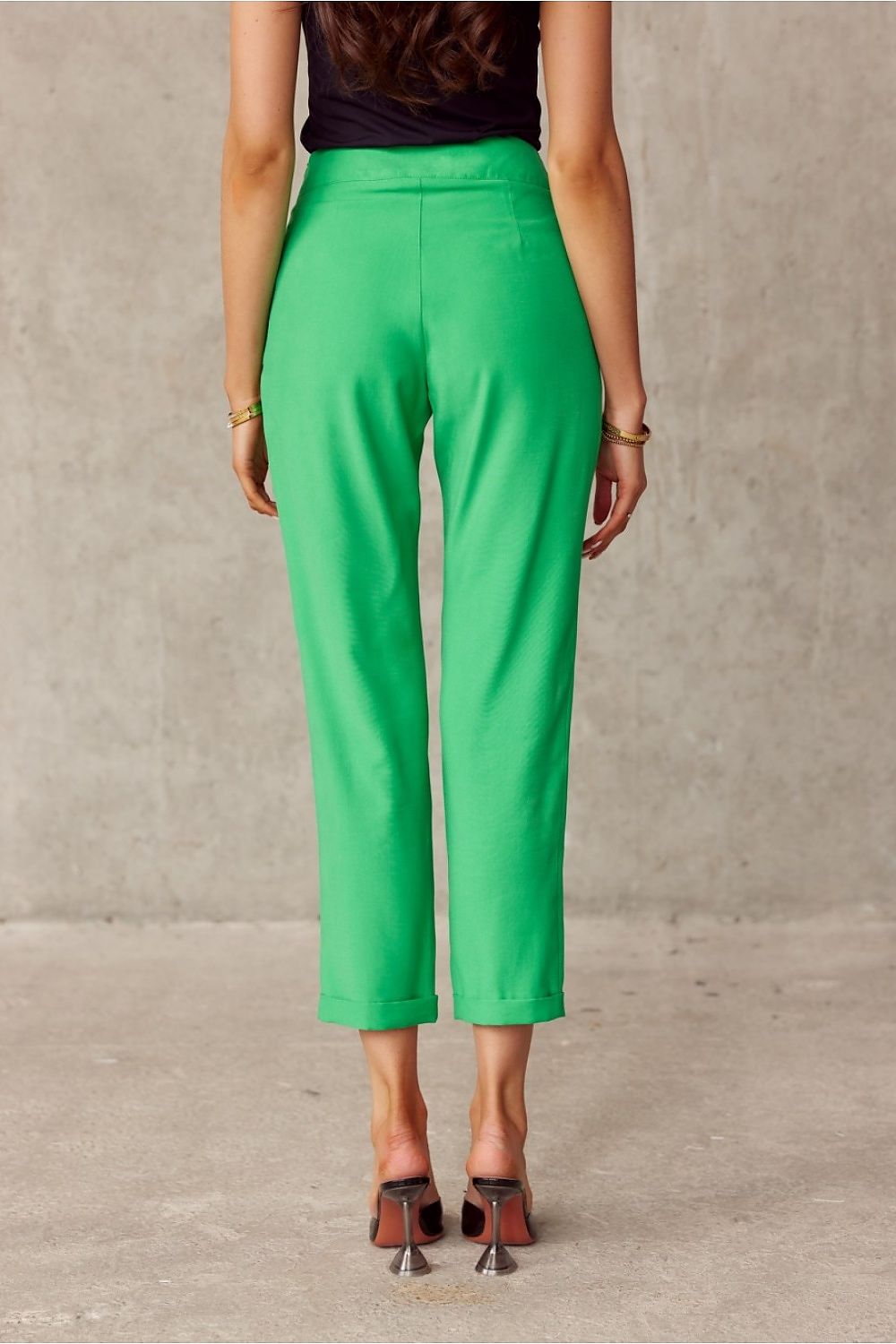 Women trousers model 176898 Roco Fashion - Trendyglobal 