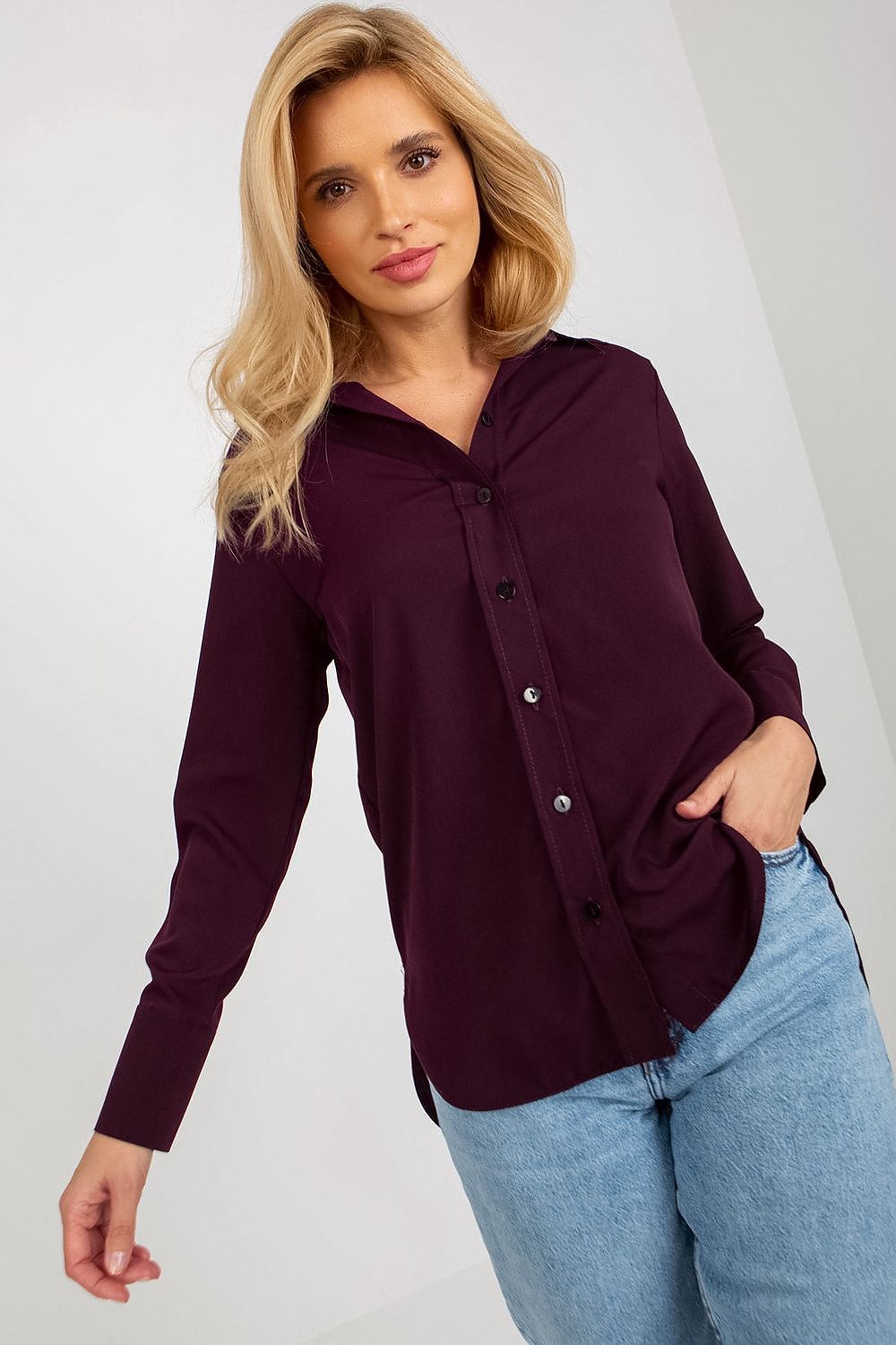 Long sleeve shirt model 176755 Lakerta - Trendyglobal 